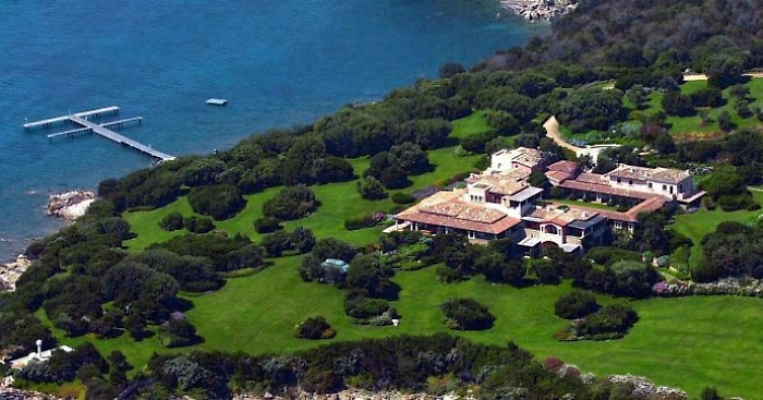 La-villa-di-Berlusconi-690x362-1