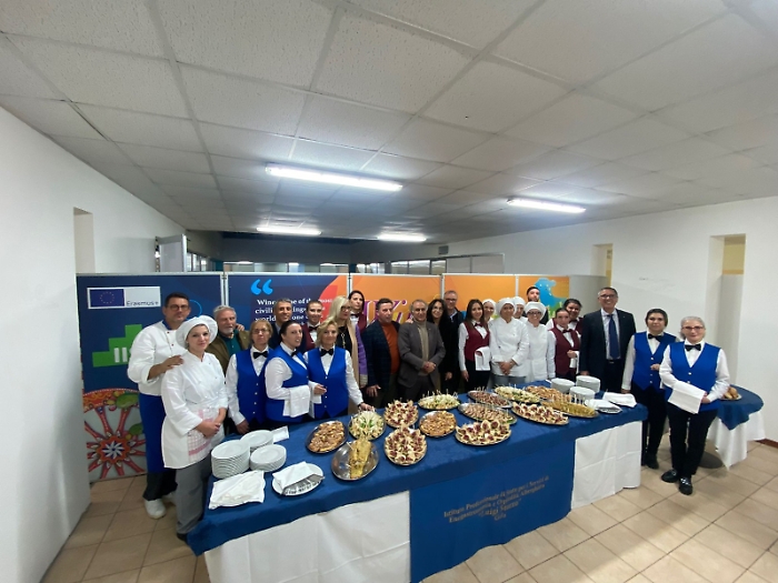 WhatsApp Image 2023-12-08 at 15.30.07