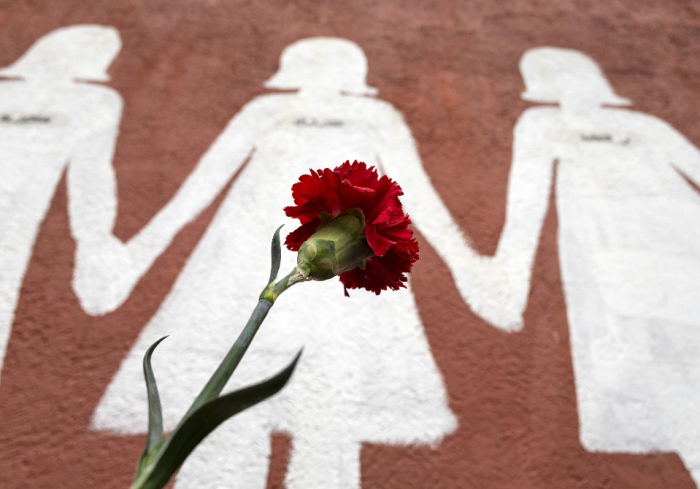 Simboli lotta al femminicidio