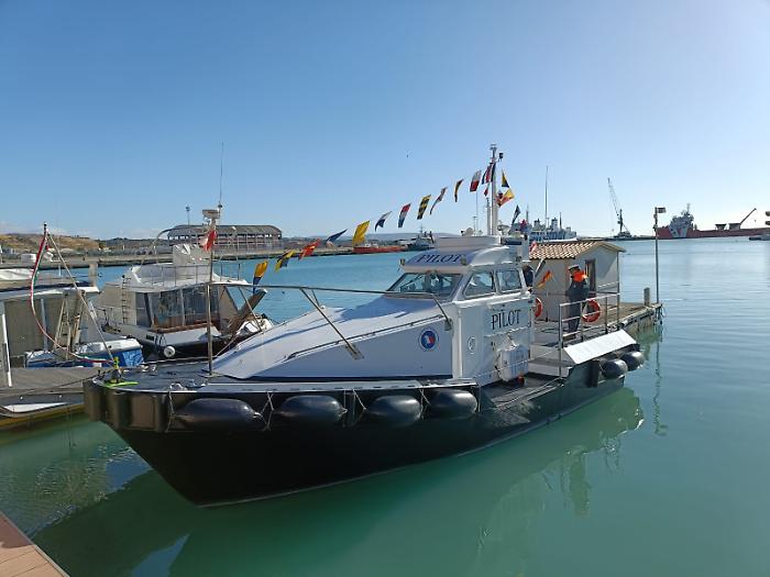 pilotina porto empedocle