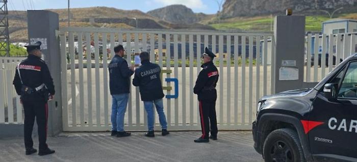 sequestro discarica siculiana