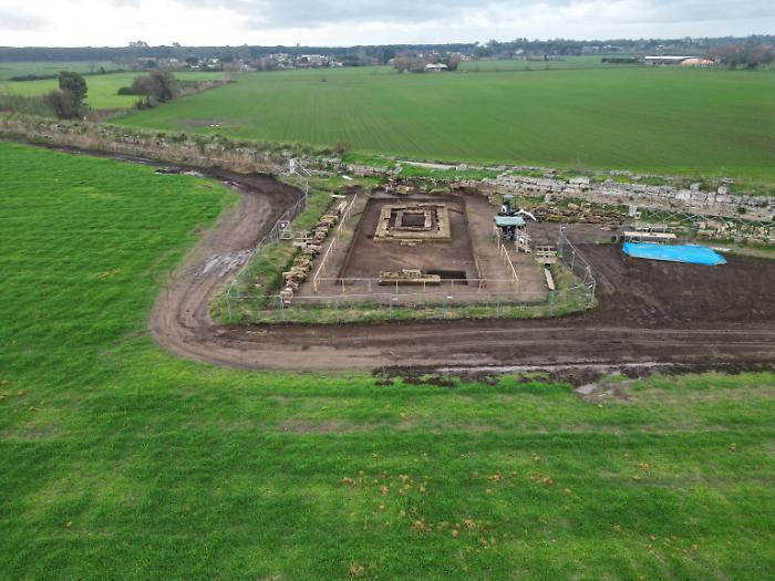 1705143302_af385e8b1d51fcd4c7d4