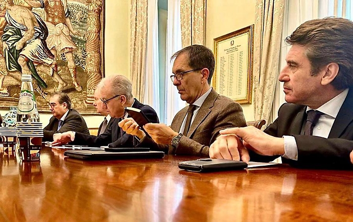 Incontro-con-Mantovano-a-Palazzo-Chigi