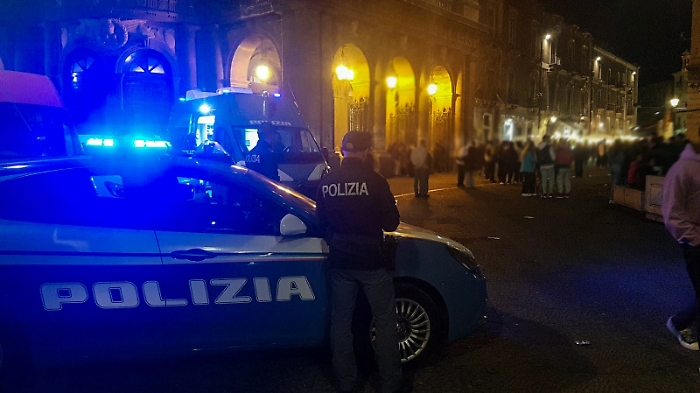 Catania, scippa una donna e picchia il poliziotto che lo ha fermato: arrestato bandito