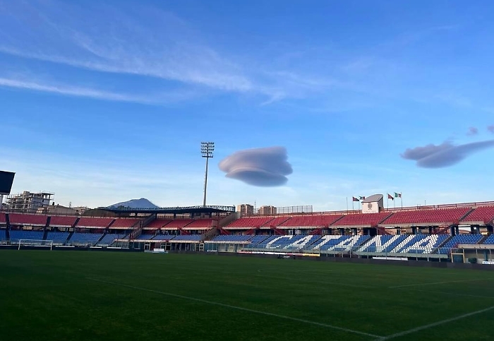 f455c61b-44b8-40e9-a1df-02324fa36e6f