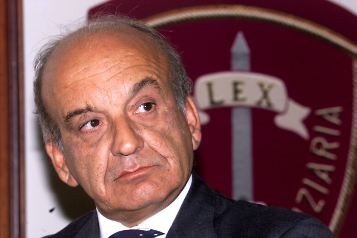 57d6f9058aa4f94d982108ea71a6bc45