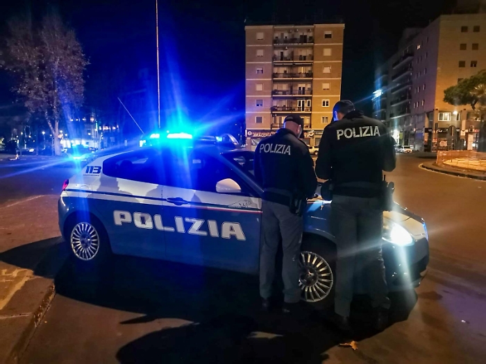 CONTROLLI-NEL-CENTRO-CITTADINO-8-PARCHEGGIATORI-ABUSIVI-SANZIONATI-DALLA-POLIZIA-DI-STATO-2