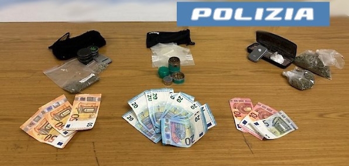 SESSANTENNE ARRESTATO DALLA POLIZIA DI STATO PER DENTENZIONE AI FINI DI SPACCIO