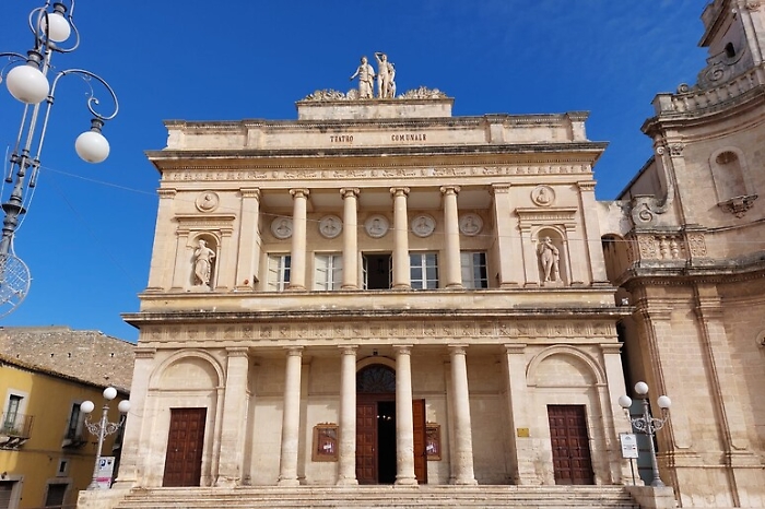 e1a30ccdaf9c2b08f791f2771146d8e7