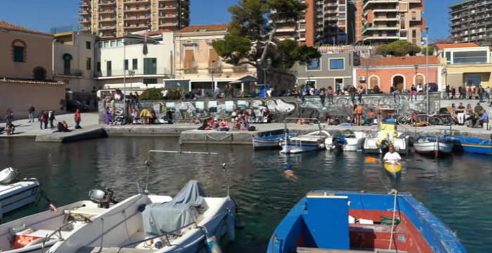Il caldo inverno in Sicilia: porticciolo di San Giovanni Li Cuti