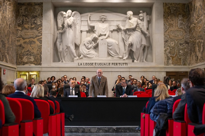 1711482902_c7295d27fdf0c903bc74