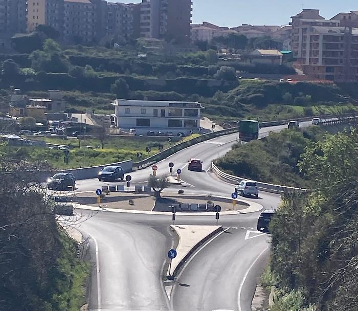 foto rotatoria caitina