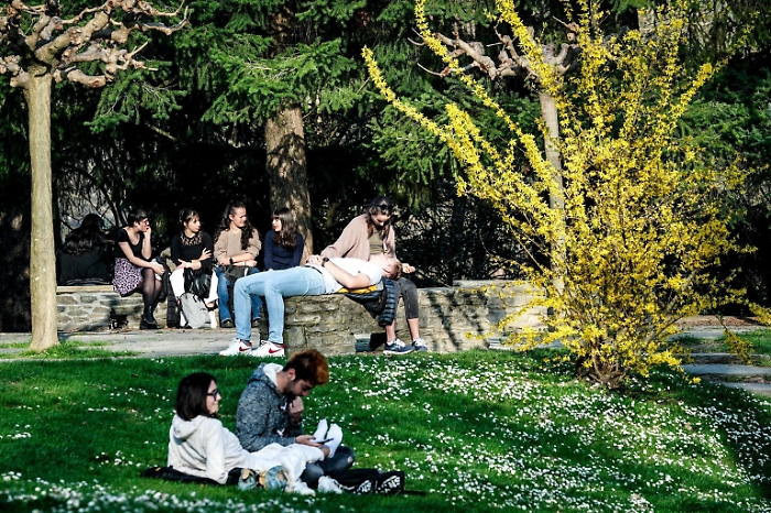 1712046325_0408770f0aee9d27ece2