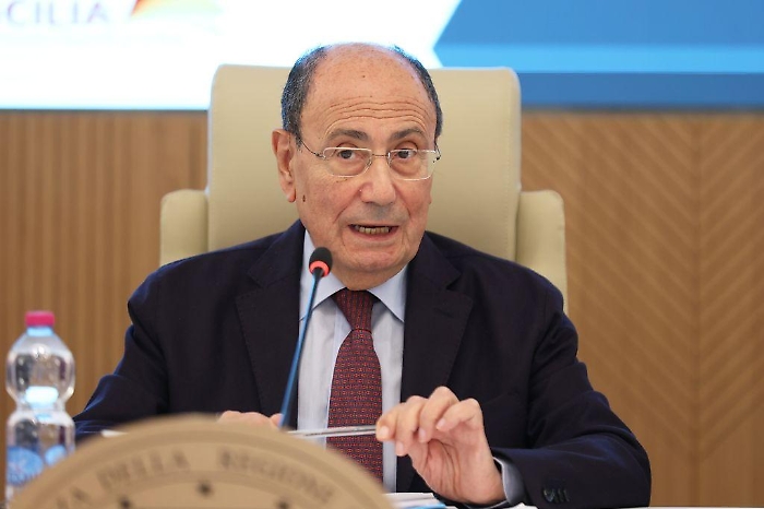 1713469522_1831f218437d7c28858a