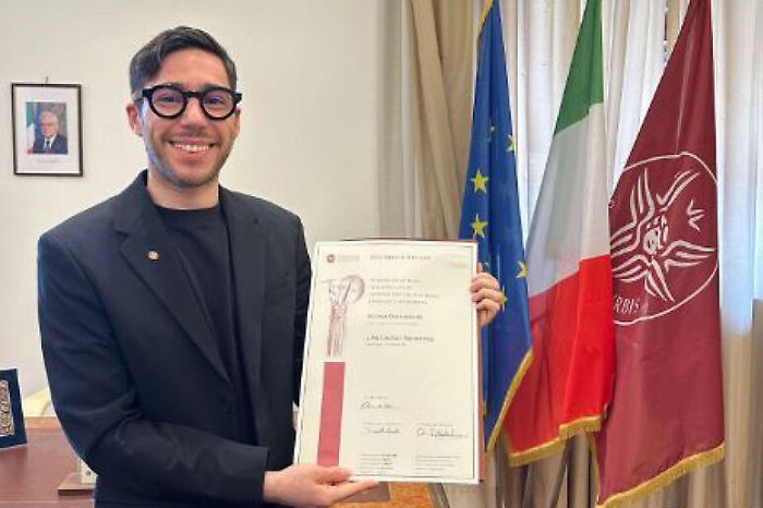 8ebc6b6f2efa659230ea73f465947b25