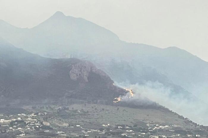 2d3cec1a9d9d669974ba8d5f2e084091