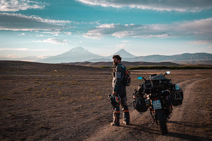 79382209-64a0-4b60-a14c-f526d32e20ab-1