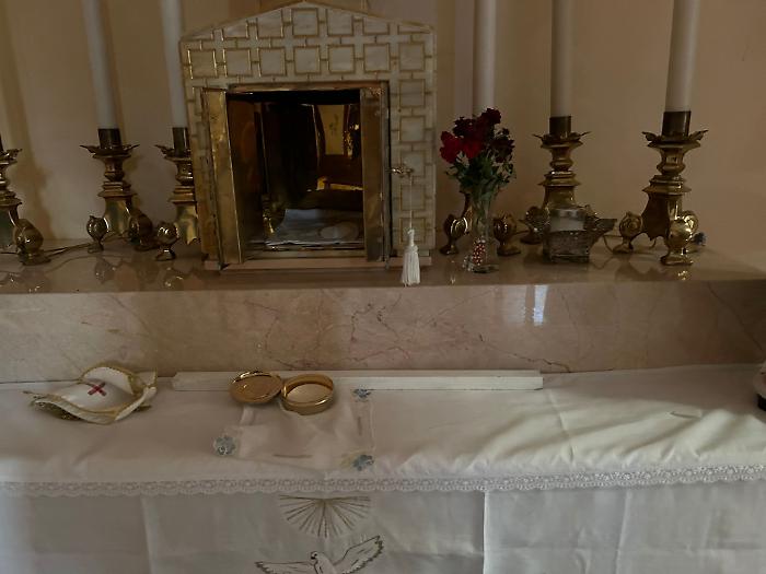 Furto chiesa Regina Pacis 2