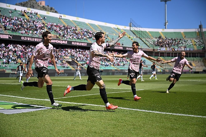 I giocatori del Palermo FC che saranno ospiti a Livigno per il ritiro estivo dal 7 al 20 luglio Credit Palermo FC