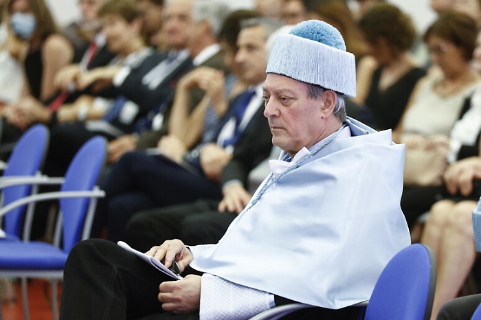 f89a7b7632be39a09895762d0cdd5b80