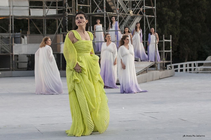 fedra-curran-inda-siracusa