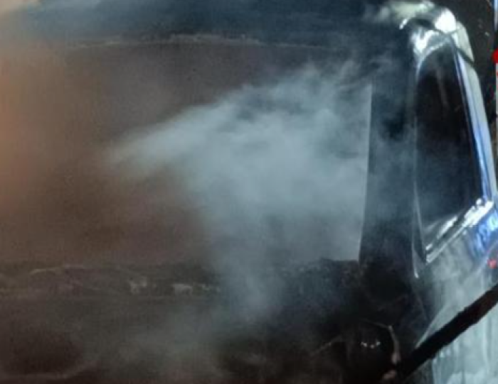 Notte di fuoco nell'Agrigentino: devastati camion, barche e celle frigo