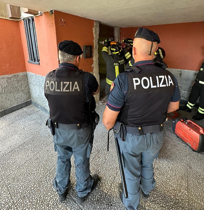 CONTROLLI DELLA POLIZIA DI STATO A SAN GIOVANNI GALERMO &ndash; DUE ARRESTI PER SPACCIO