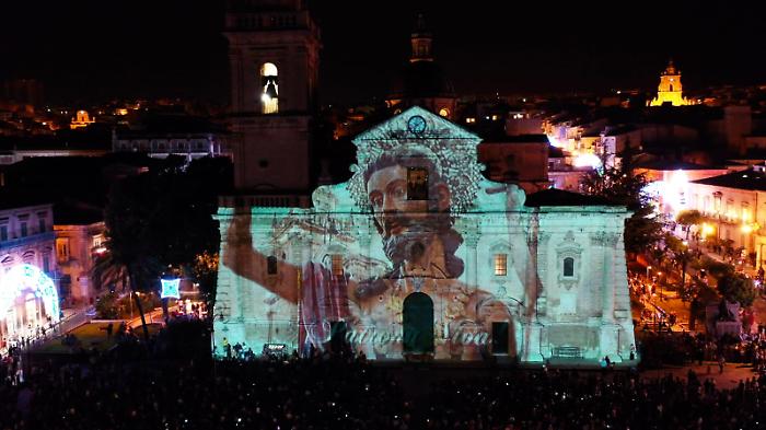 Il patrono San Giovanni e l'arte