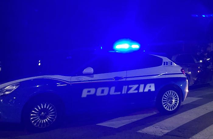 LIBRINO TENTANO DI RUBARE DELLE AUTO IN SOSTA, DENUNCIATI DALLA POLIZIA DI STATO