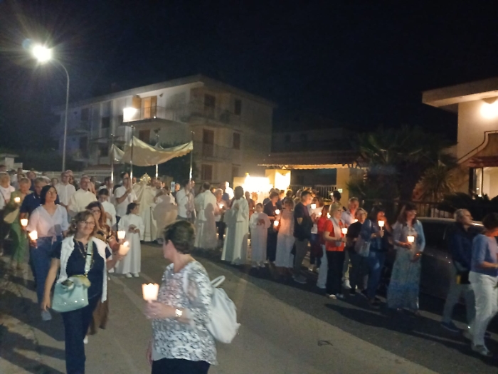 La processione di ieri sera 2024