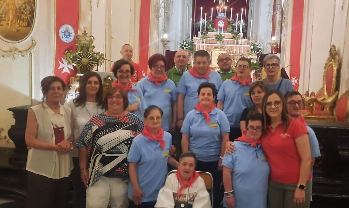 L'associazione Alba Chiara nella chiesa commendale