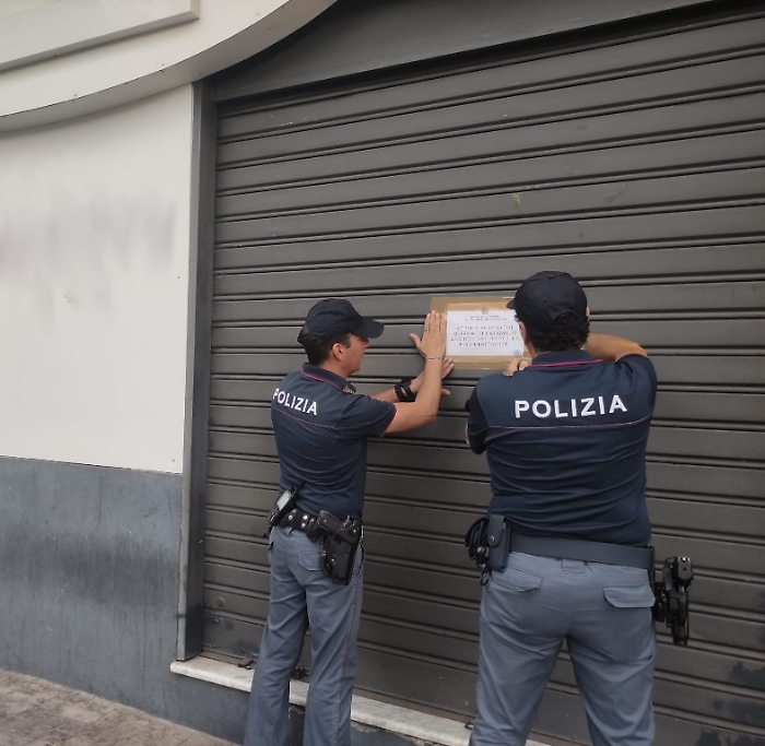 SAN-CRISTOFORO-SOSPESA-LATTIVITA-DI-UN-BAR-INTERNET-POINT-PER-7-GIORNI