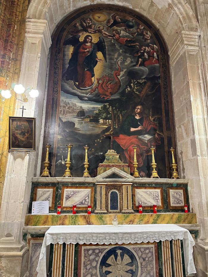 Uno scorcio dell'interno della chiesa