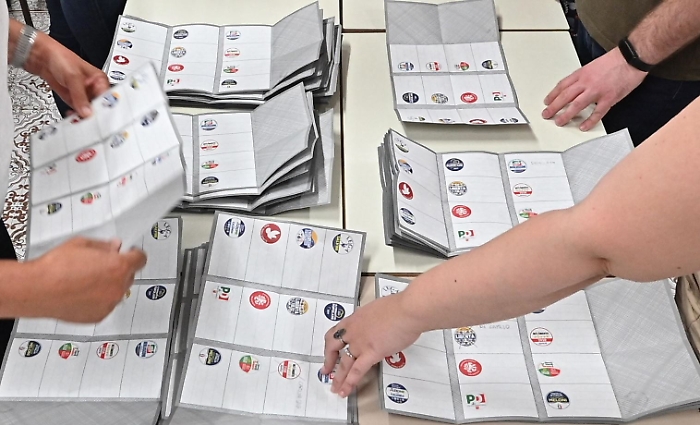 Schede elettorali, generico