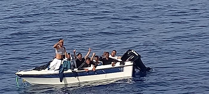 410e5e00-ffcb-4cfc-bbcc-b390f1bafdbe