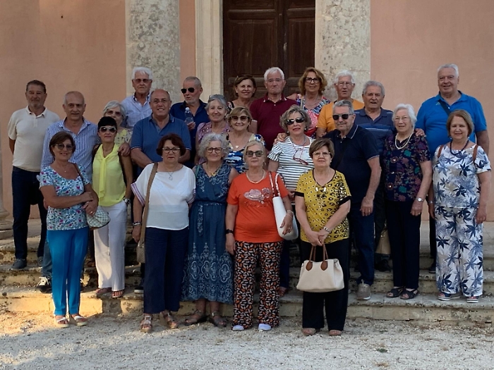 Il gruppo Cna Pensionati Ragusa a Donnafugata