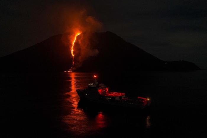 Stromboli, scatta allerta rossa