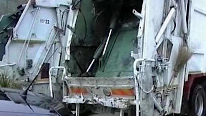 rifiuti raccolta compattatore