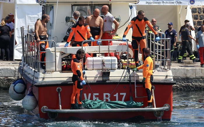 1724488502_796b38248d323a82fd45