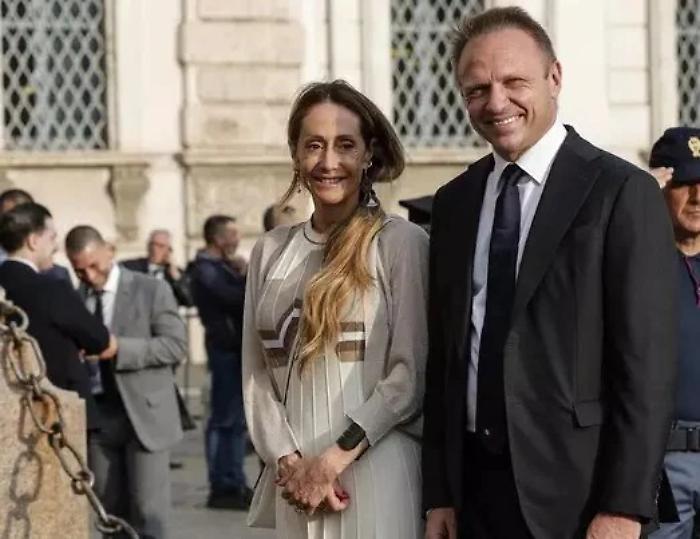 204f09d0b87a94cfb5e54a2f6f9ffb80