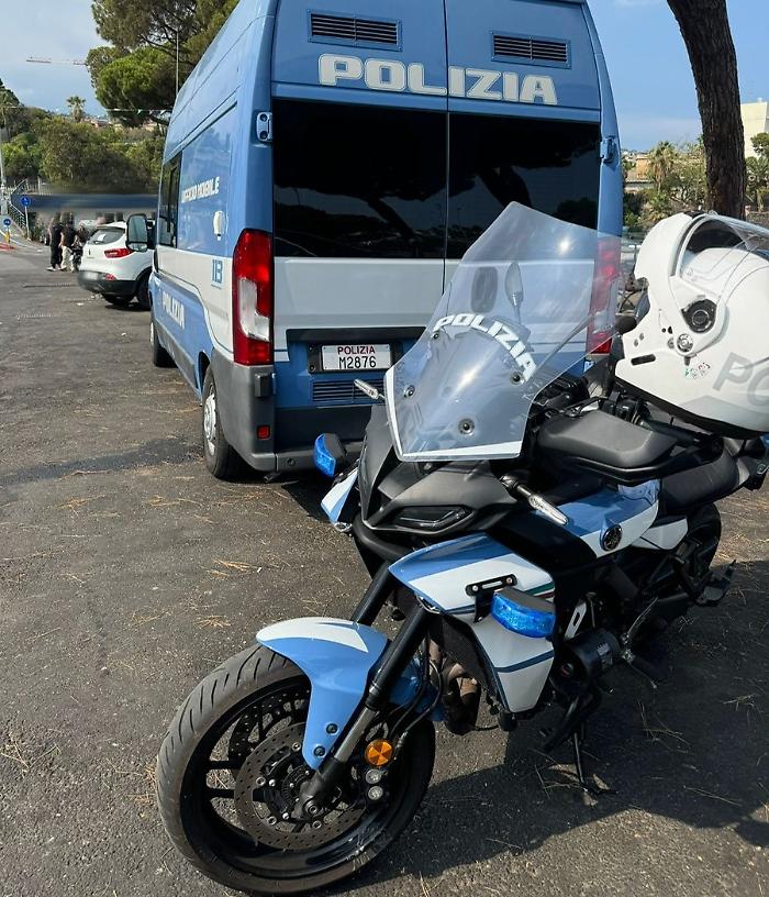 CONTROLLI DELLA POLIZIA DI STATO IN UNA DISCOTECA DI ACI CASTELLO, RISCONTRATE IRREGOLARIT&Agrave; E SANZIONI