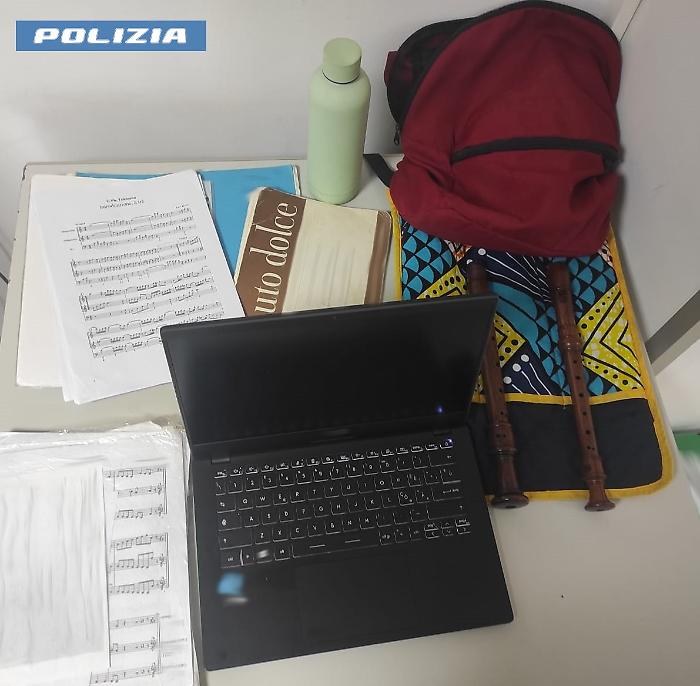 Comunicato POLFER Ruba la borsa ad una viaggiatrice alla stazione di Catania, arrestato dalla Polizia (1)