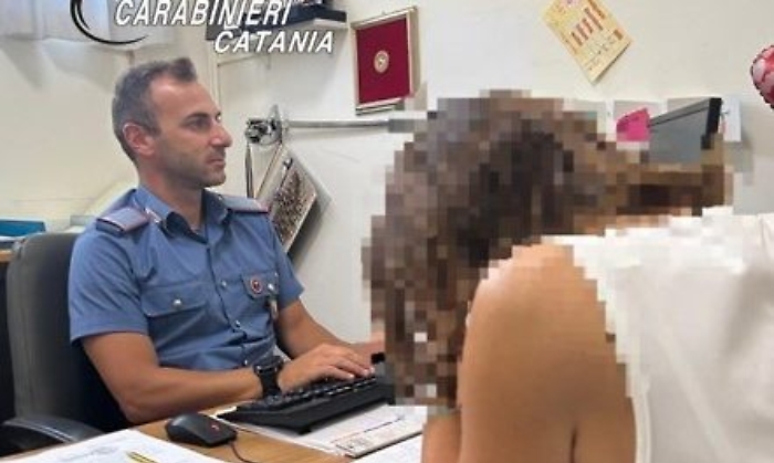 Violenze e maltrattamenti, uomo arrestato nel Catanese
