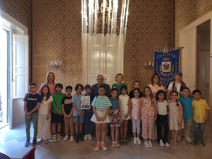 Foto alunni Caruano 1