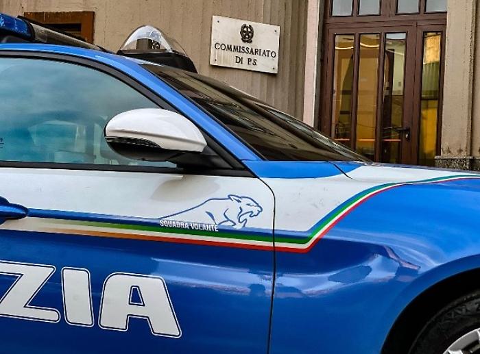 IN GIRO CON LO SCOOTER SEQUESTRATO 20ENNE ADRANITA FERMATO E MEZZO CONFISCATO DALLA POLIZIA DI STATO (2)