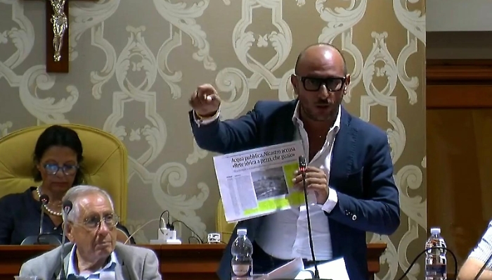 L'intervento dell'assessore Nicastro in consiglio