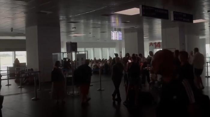 Palermo breve blackout aeroporto