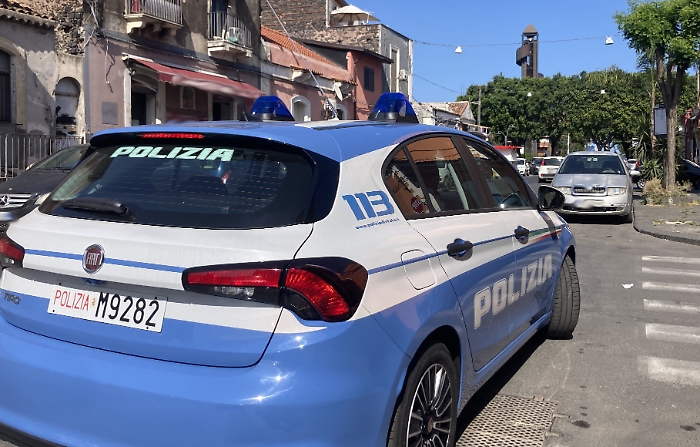 SAN CRISTOFORO SVENTATO IL FURTO DI UNA AUTOVETTURA GRAZIE ALL’INTERVENTO TEMPESTIVO DELLA POLIZIA DI STATO