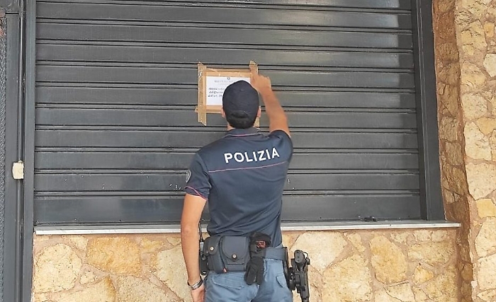 Barrafranca sospesa attivit&agrave; bar