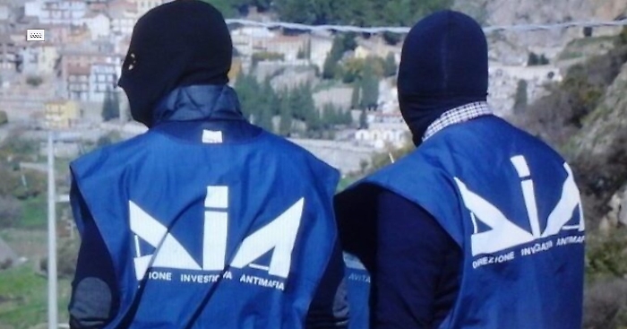 Zuccaro paratore Le Piramidi Cisma Dia